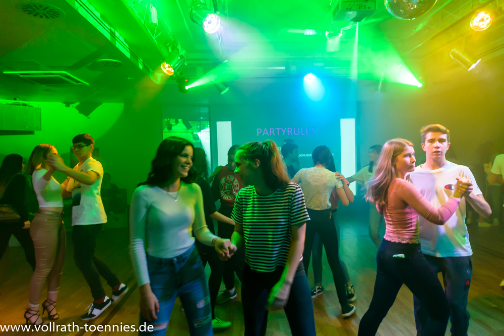 2019 11 23 Karaoke Party 0335